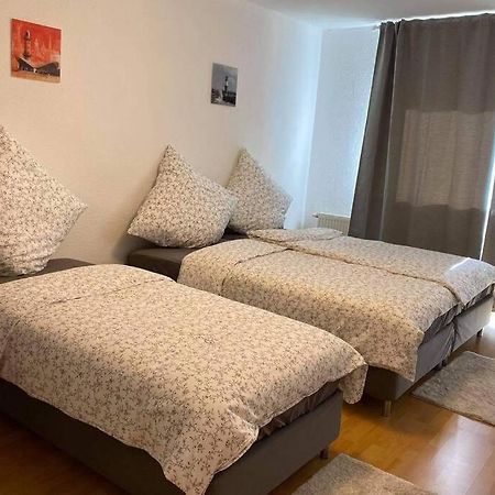 Beste Lage In Rostock: 2-Zimmerwohnung Mit Balkon Im 1.Og Exteriér fotografie