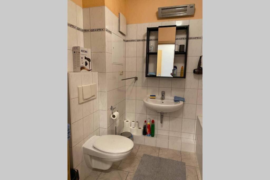 Beste Lage In Rostock: 2-Zimmerwohnung Mit Balkon Im 1.Og Exteriér fotografie
