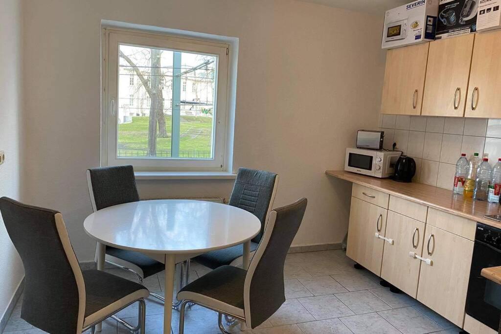 Beste Lage In Rostock: 2-Zimmerwohnung Mit Balkon Im 1.Og Exteriér fotografie